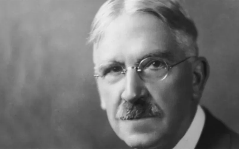 Refutando a John Dewey