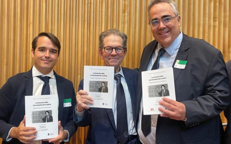 La Curva de Laffer y la economía de la oferta
