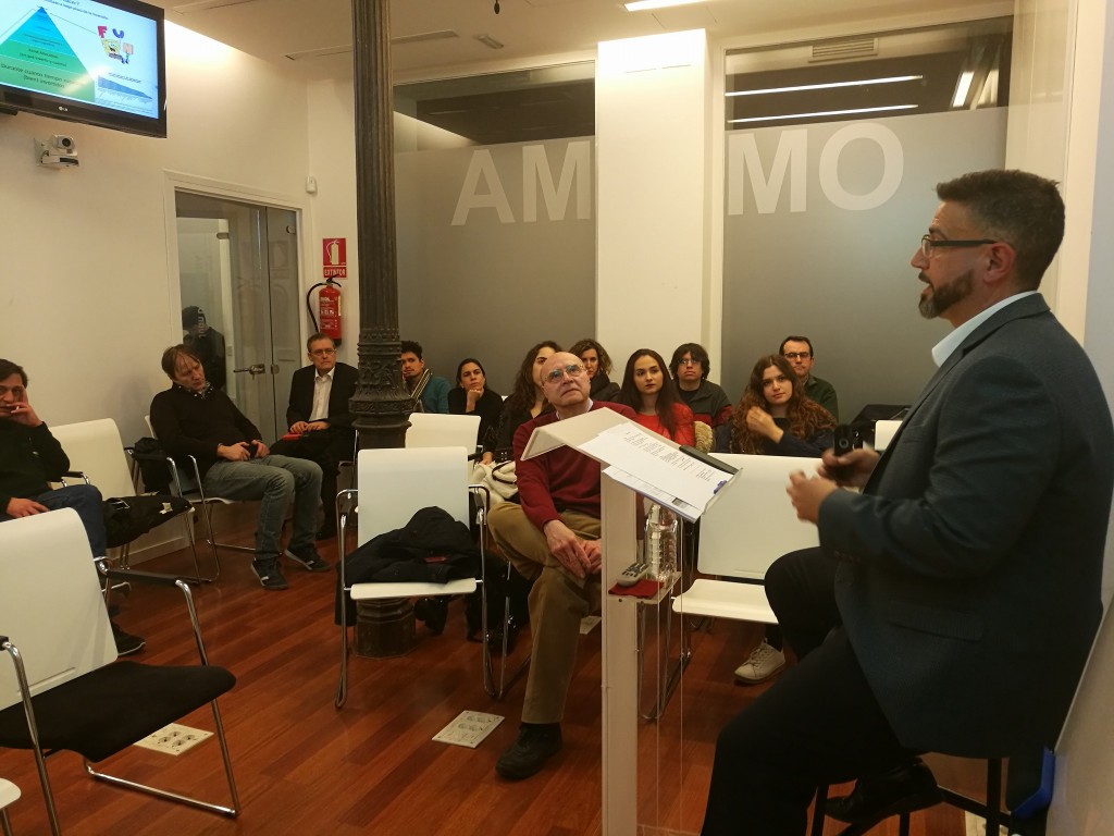 conferencia-marcos-perez-2